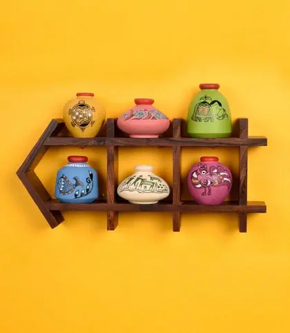 Wood · Terracotta