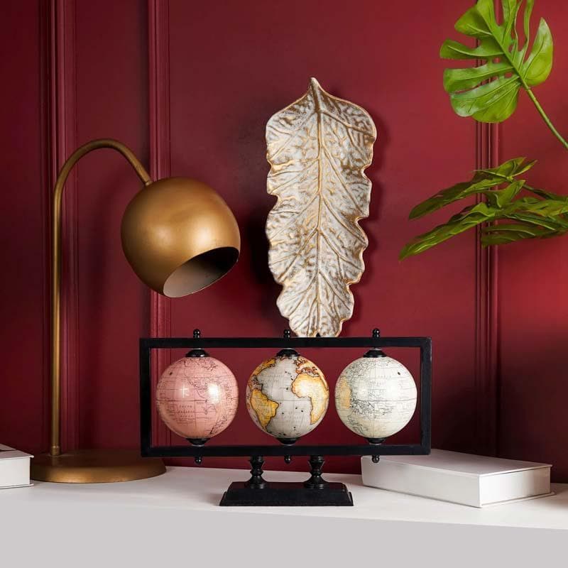 World Tour Triad Globe Set media 7