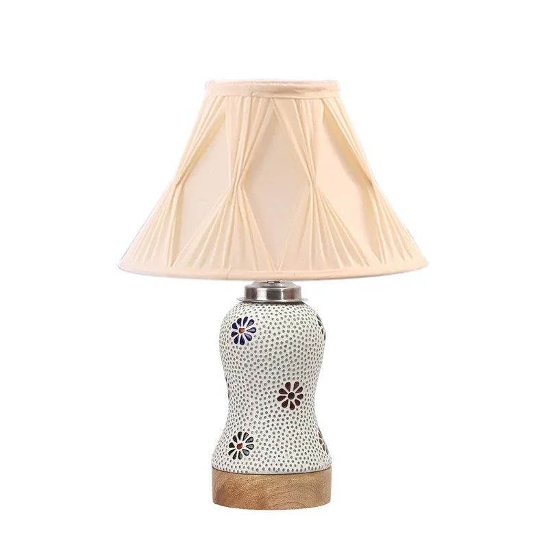 Espera Smocked Wooden Table Lamp - Multicolor media 5