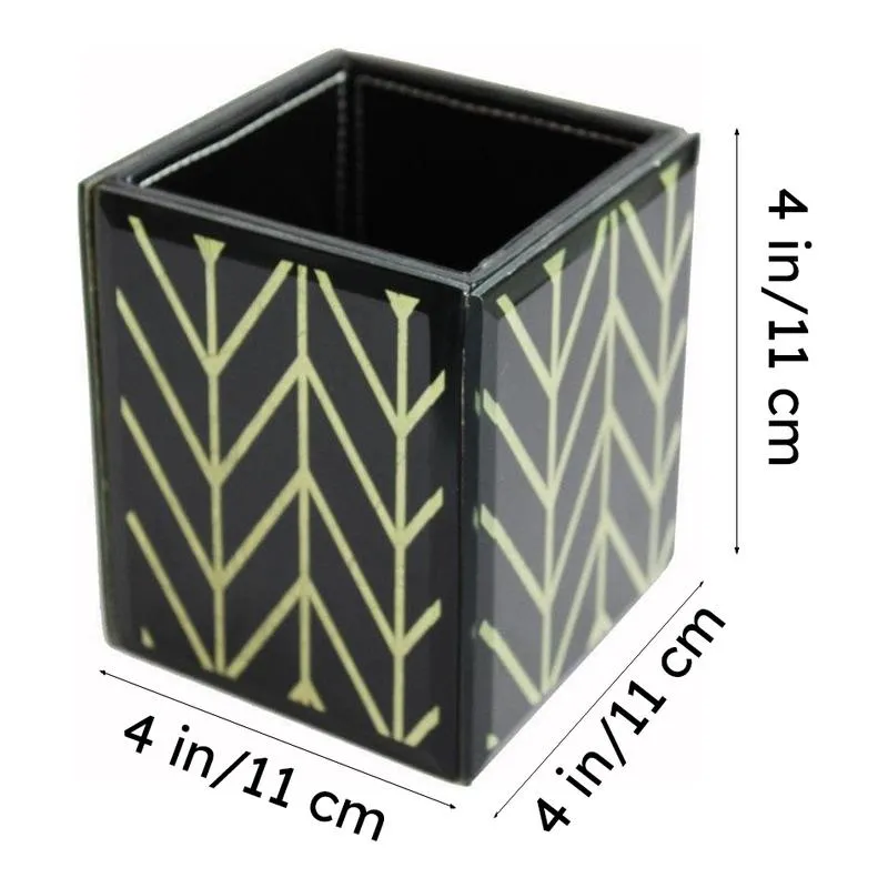 Petrica Patterned Toothbrush Holder media 6