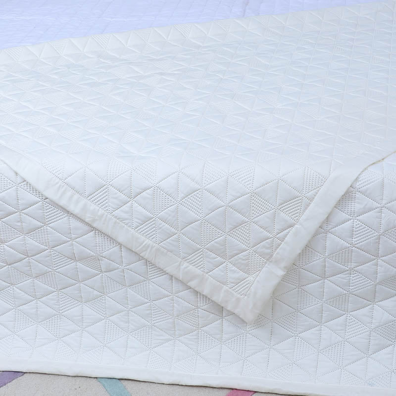 Starsia Microfiber Bedcover - White media 4