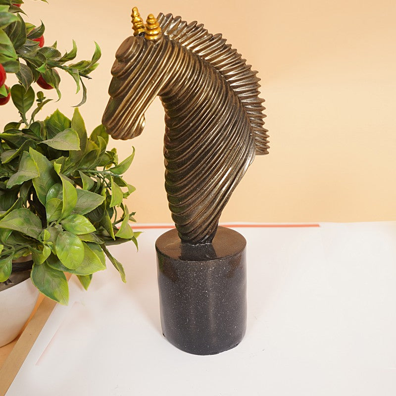 Golden Horse Head Decorative Showpiece