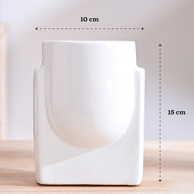 Ugaoo Minimalica Ceramic Planter - White media 8