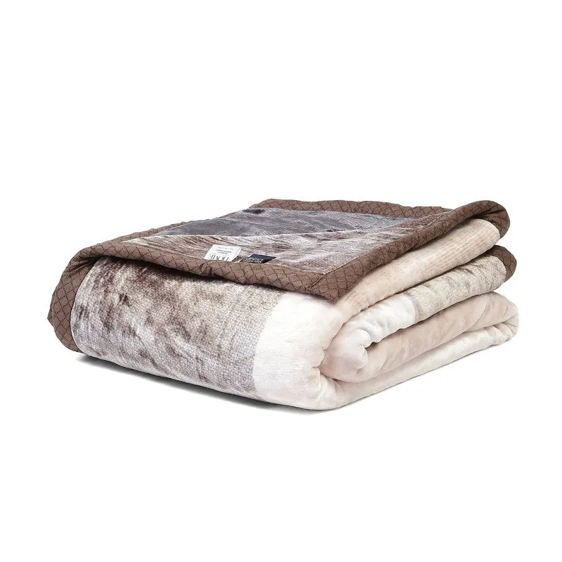 Monte Carlo Whispering Floral Blanket - 800 GSM media 5