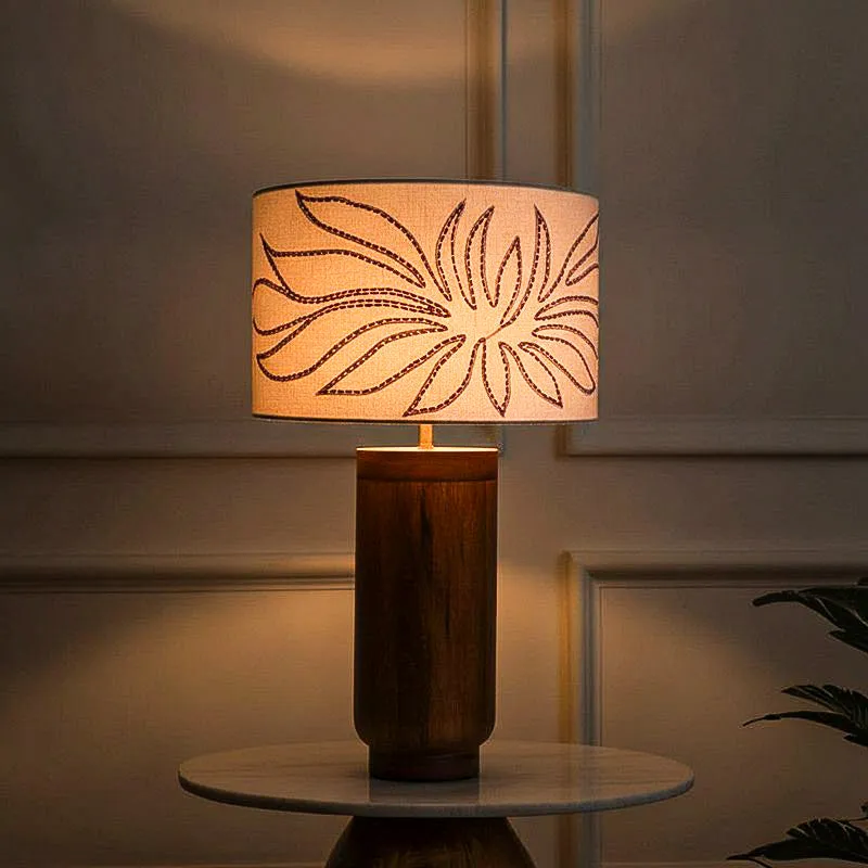 Orange Tree Gesu Mango Wood Table Lamp Wit Applique Sade - Brown,White media 1