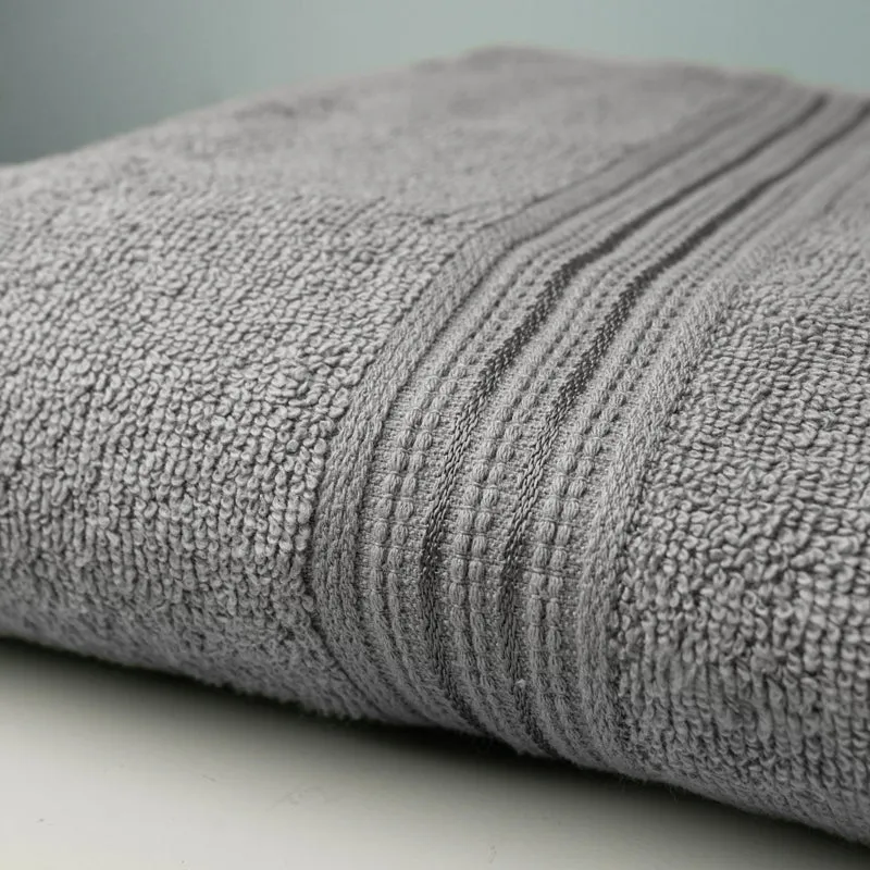 Micro Cotton LuxeDry Solid Bath Towel - Grey media 4