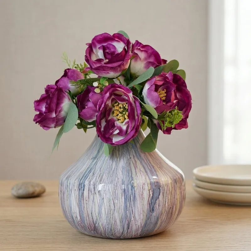 Geloria Short Metal Vase media 1