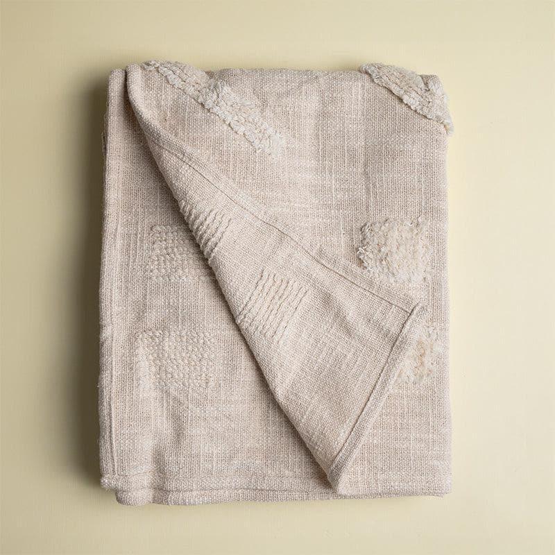 Izuma Tufted Throw media 3