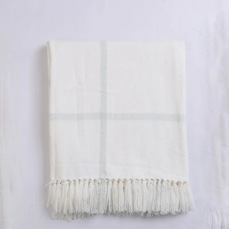 Nordic Nights Knitted Cotton Throw - White media 3