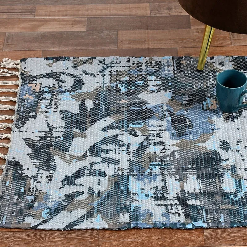 Dwelza Runner Rug media 3
