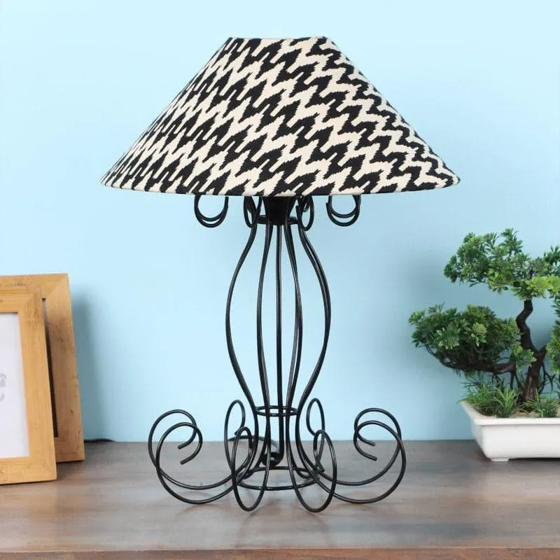 Chevronic Kaito Fabric Table Lamp - Black,White media 3