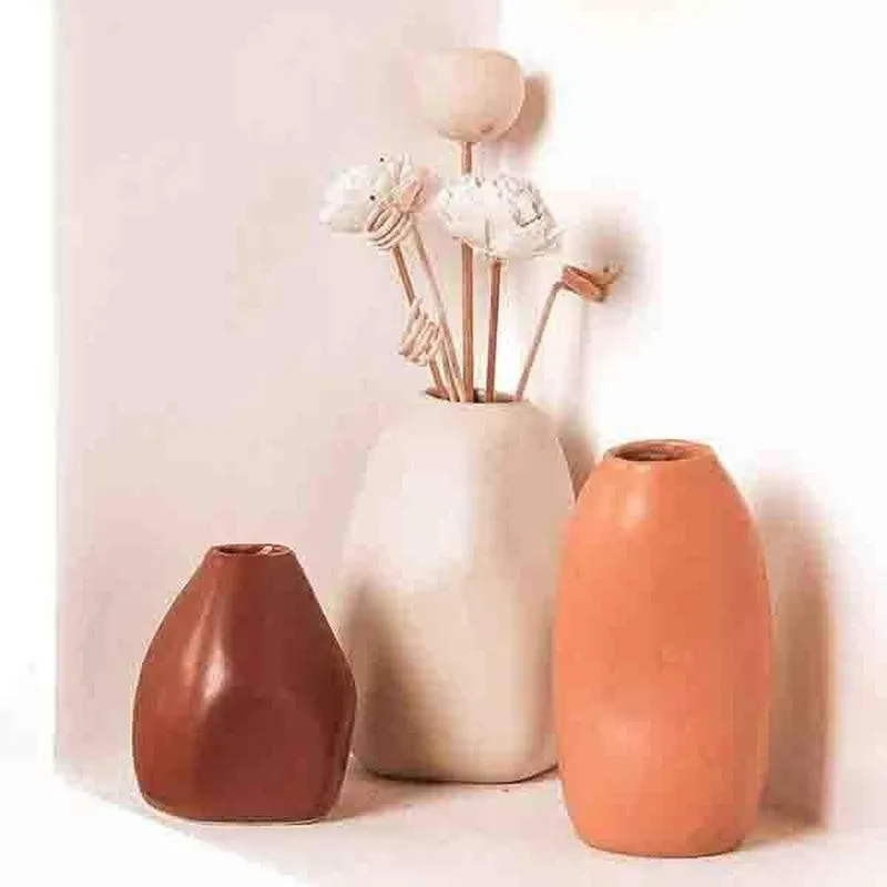 Brown Family Vase - Set Of Three media 6
