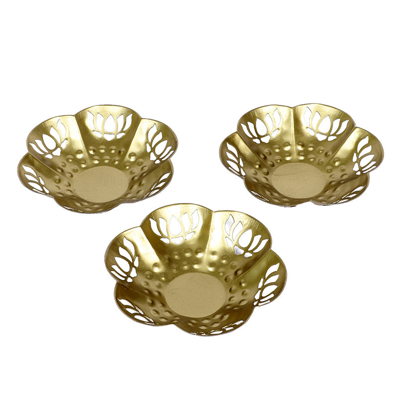 Gold Thaal Tea Light Holder - Set Of Three media 4