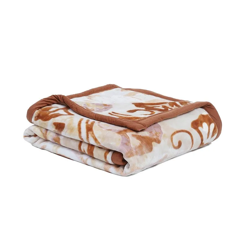 Monte Carlo Serene Swirl Blanket (Beige) - 600 GSM media 6