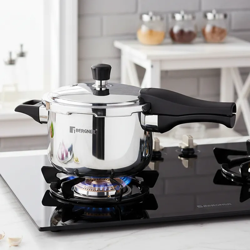 Bergner Trimax Triply Pressure Cooker With Outer Lid - 6500 mL media 1