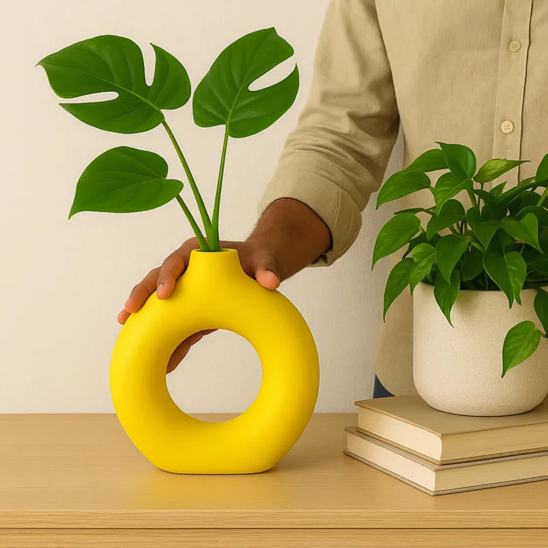 Melo Ceramic Vase - Yellow media 5