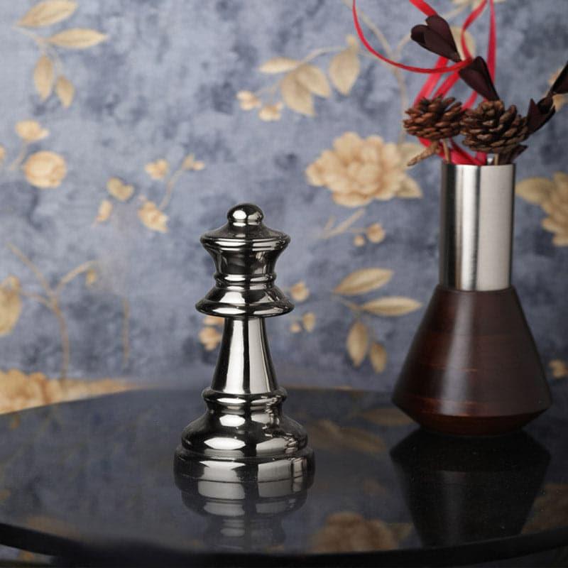 The Chess Queen Showpiece - Silver media 6