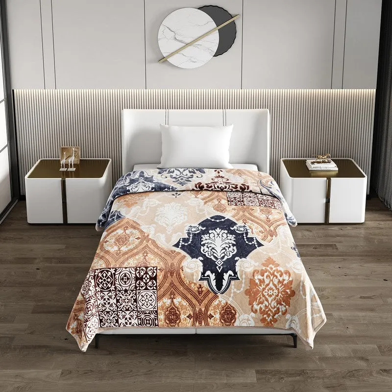 Monte Carlo Bohemian Bliss Blanket - 850 GSM media 3