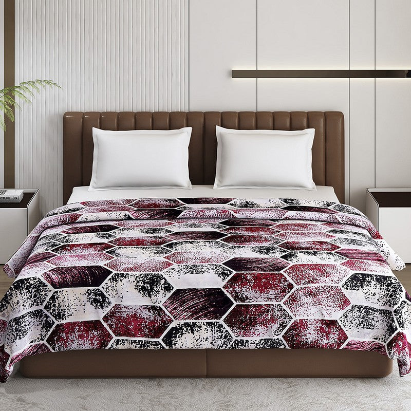 Monte Carlo Artnova Printed Polyester Blanket (Pink) - 300 GSM media 4