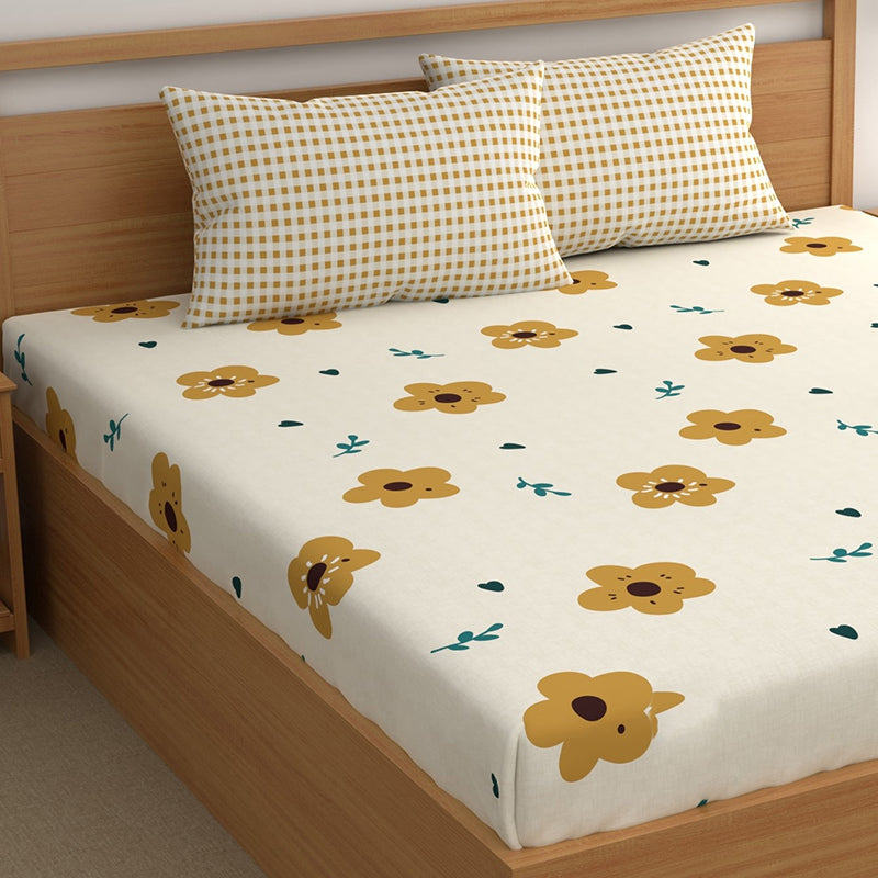 Scattered Flora I Microfiber Microfiber Bedsheet - 150 GSM media 4