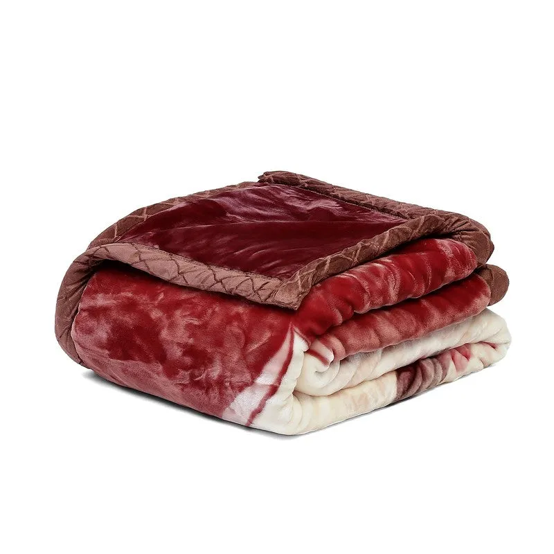 Monte Carlo Crimson Elegance Blanket - 800 GSM media 6