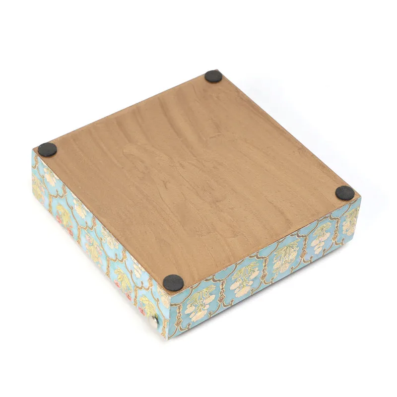 Fleur Jharokha Tissue Holder media 5