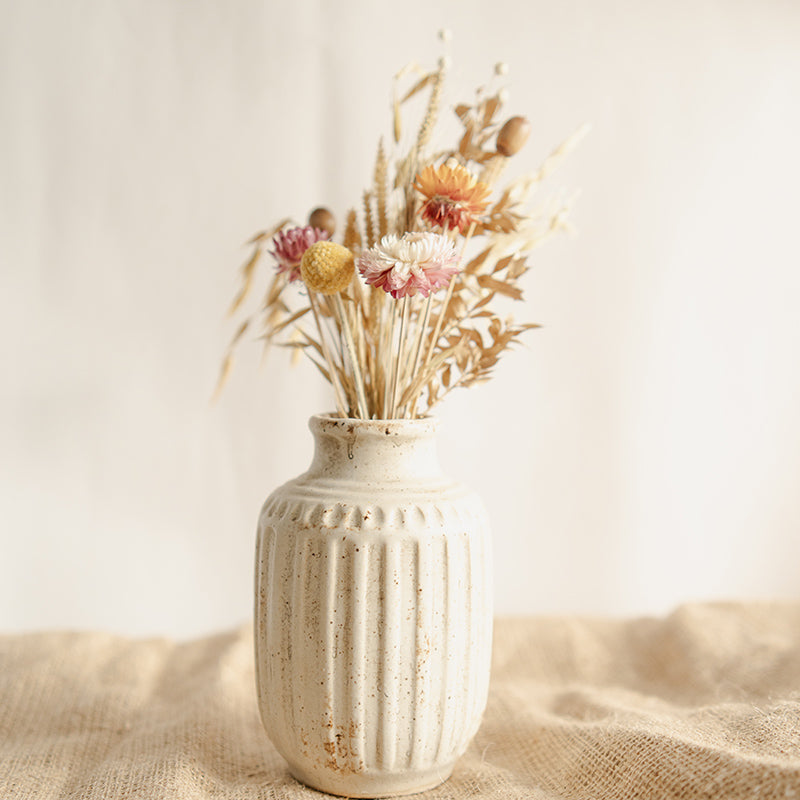 Sunhusk Nova Porcelain Vase media 3