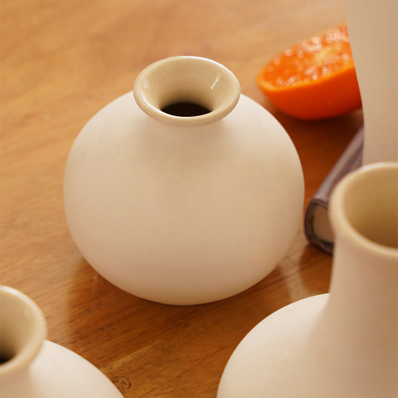 Elegant White Ceramic Urn Vases - Set of Five image 3