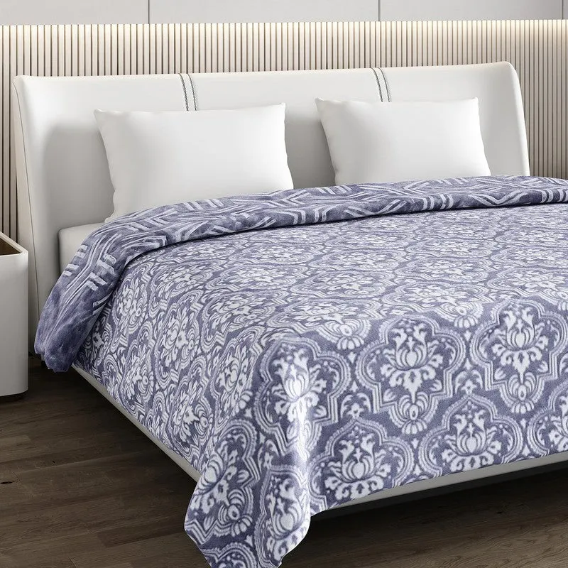Monte Carlo Crimson Dreamscape Blanket (Purple)- 800 GSM media 5