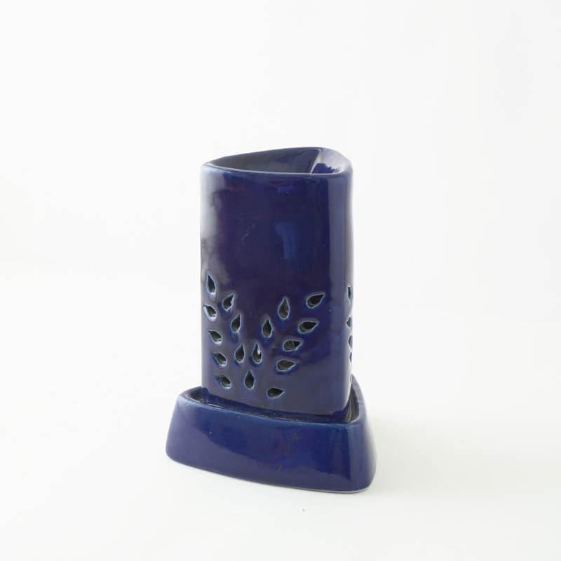 Triangle Vine Oil Diffuser - Blue media 4