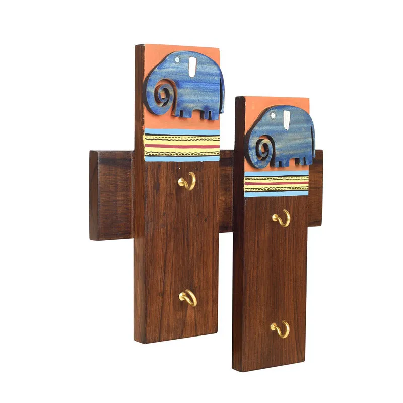 Jana Key Holder media 4