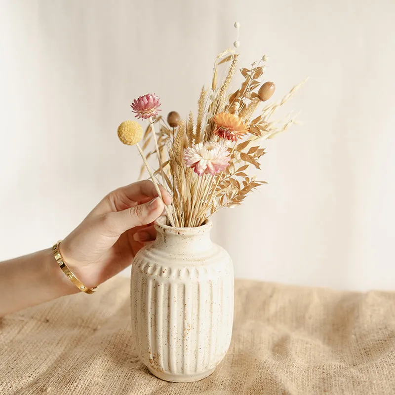 Sunhusk Nova Porcelain Vase With Dried Flower media 1