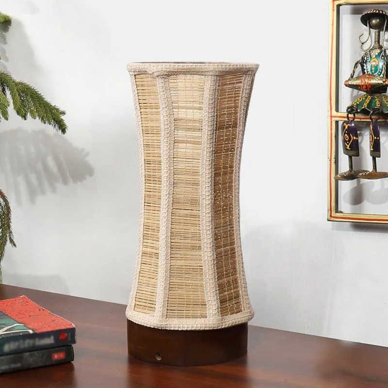Solira Bamboo Curve Table Lamp - Brown media 3