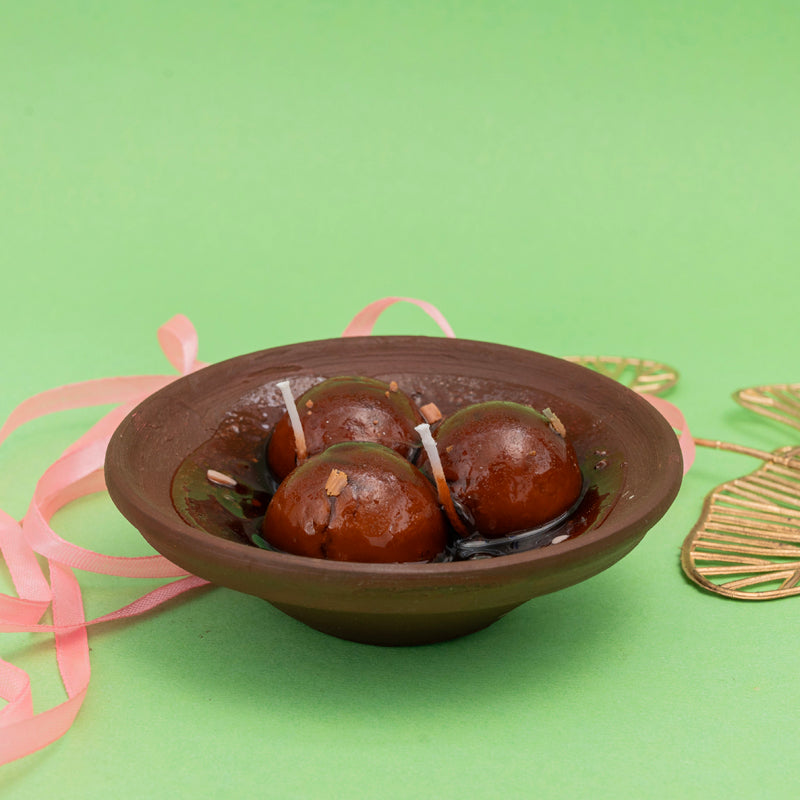 Gulab Jamun Scented Candle - Orange media 3