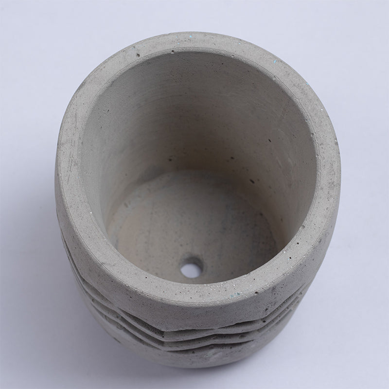 Urva Concrete Planter media 4