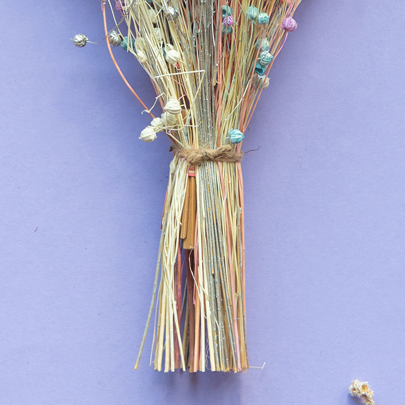 Bud & Bloom Dried Flower Bouquet media 5