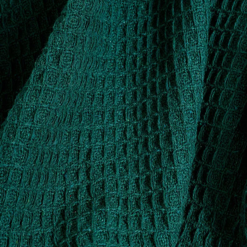 Berry Snug Throw - Green media 3