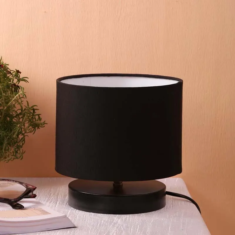 Dum Dum Fabric Table Lamp - Black media 4