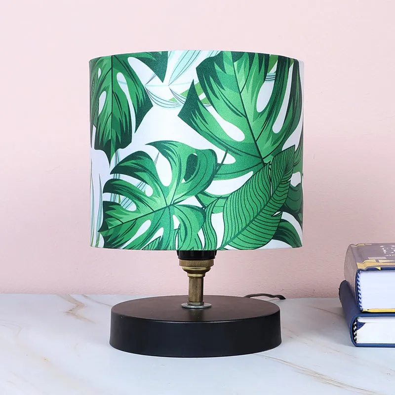 Kaizen Loop Printed Iron Table Lamp - Green,White,Black media 2