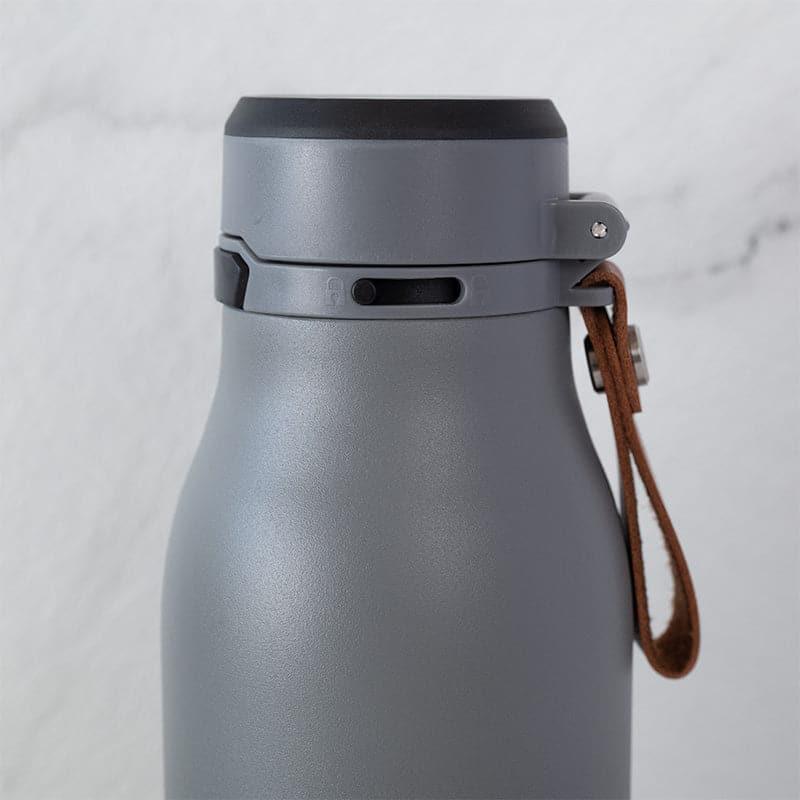 Juno Sip Hot & Cold Thermos Water Bottle (Black & Grey) - 750 mL media 6