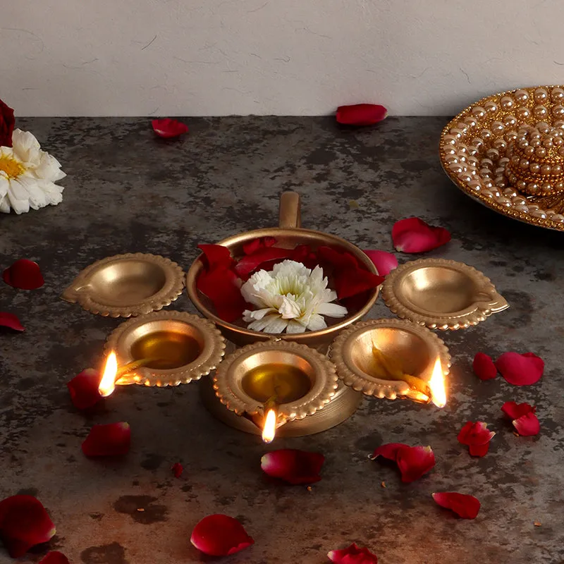 Deepanjali Iron Diya media 6