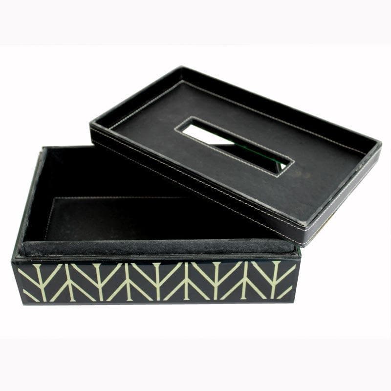 Petrica Patterned Tissue Holder media 5