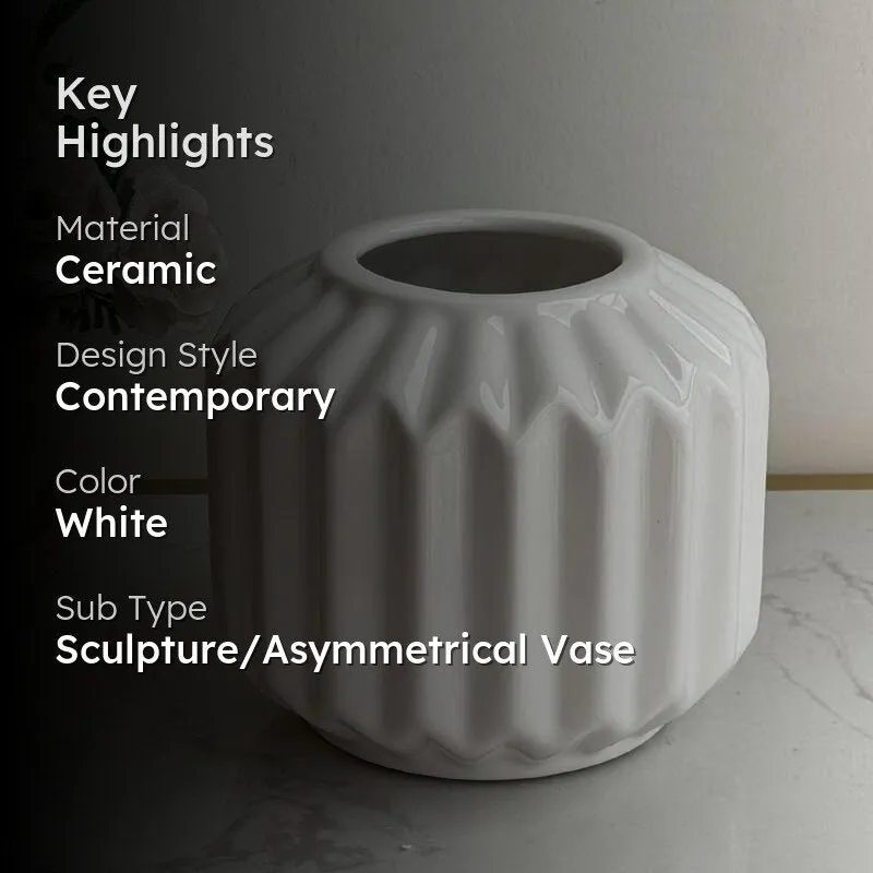Esko Edge Vase - White media 2