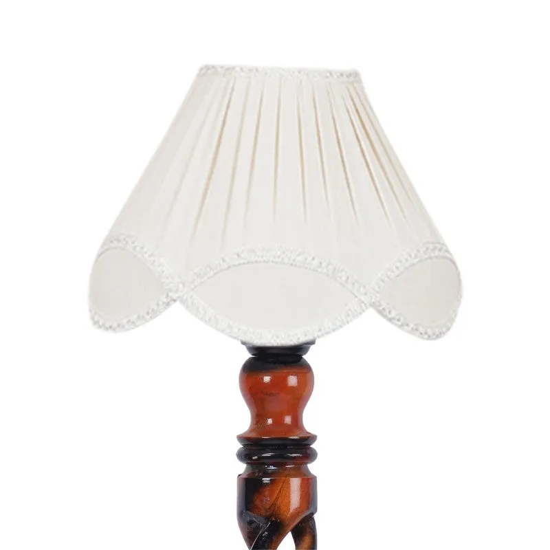 TaperBeam Floor Lamp media 7