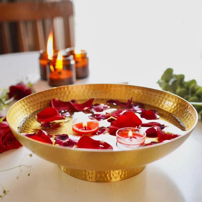 Sarcha Hammered Urli - Gold media 3