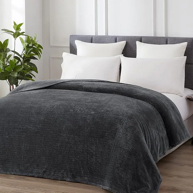WarmHaven Blanket (Dark Grey) media 6