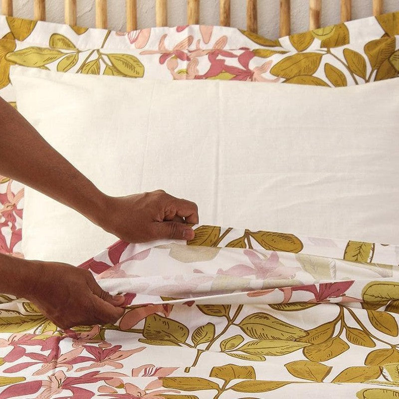 Moringa Duvet Cover - Pink media 3