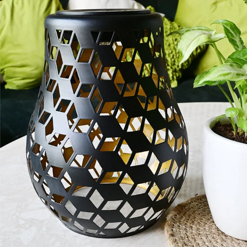 Layona Solar Metal Table Lamp - Black media 3