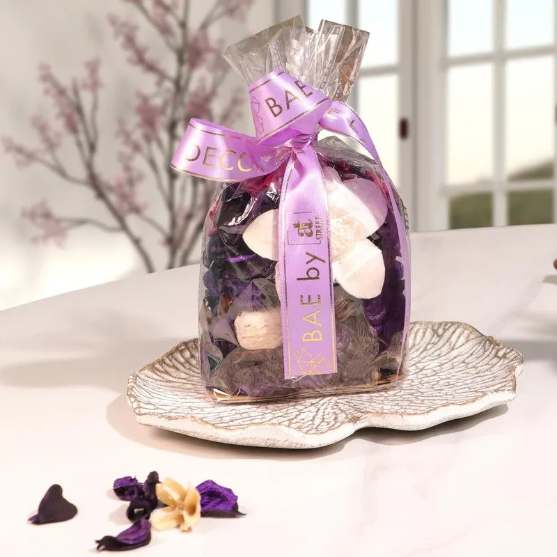 Mogra Essence Diwali Hamper - Two Piece Set media 1