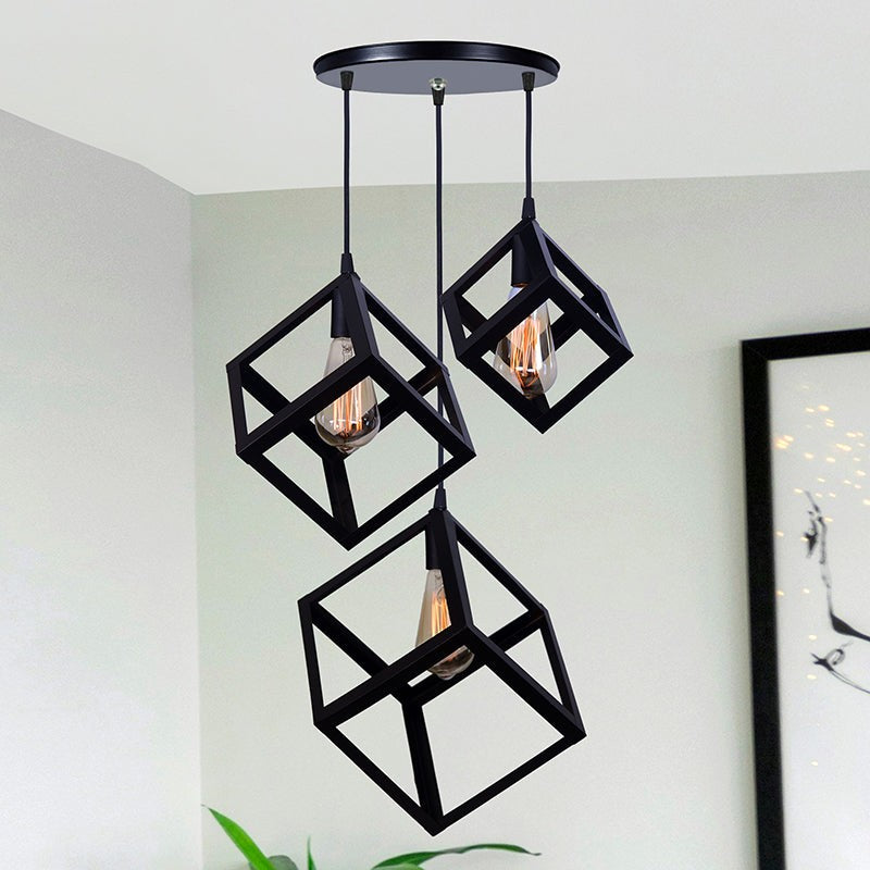 Halohaus Cluster Metal Ceiling Lamp - Black media 3
